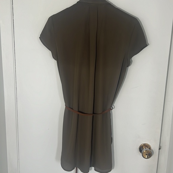 Dress - Picture 6 of 6